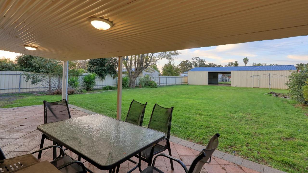 Castlereagh Lodge Motel Coonamble Extérieur photo
